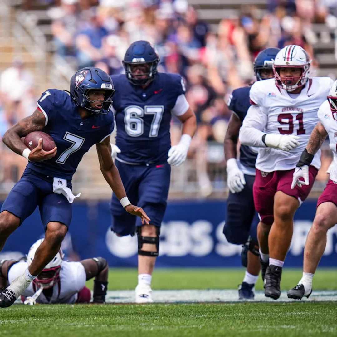 Kalieb Osborne shines in first start for UConn Football