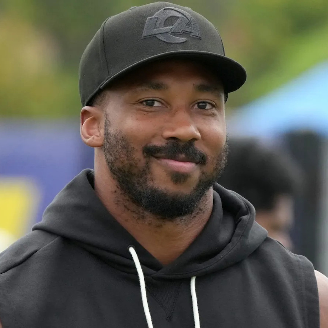 Myles Garrett Trains with Rugby Coach to Enhance Hitting Skills