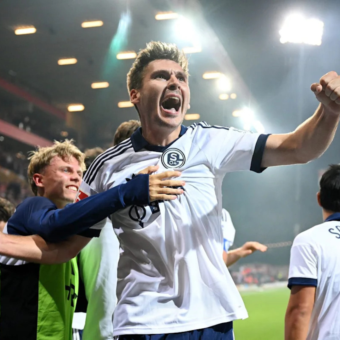 Miron Muslic's 'Game-Changers' Lead Schalke to Bundesliga Victory