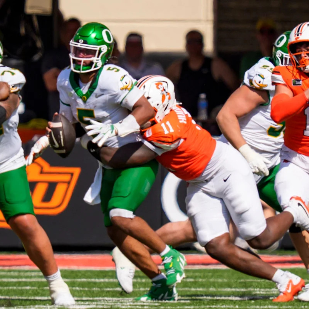 Oregon Ducks Stumble After High Hopes in College Football Season