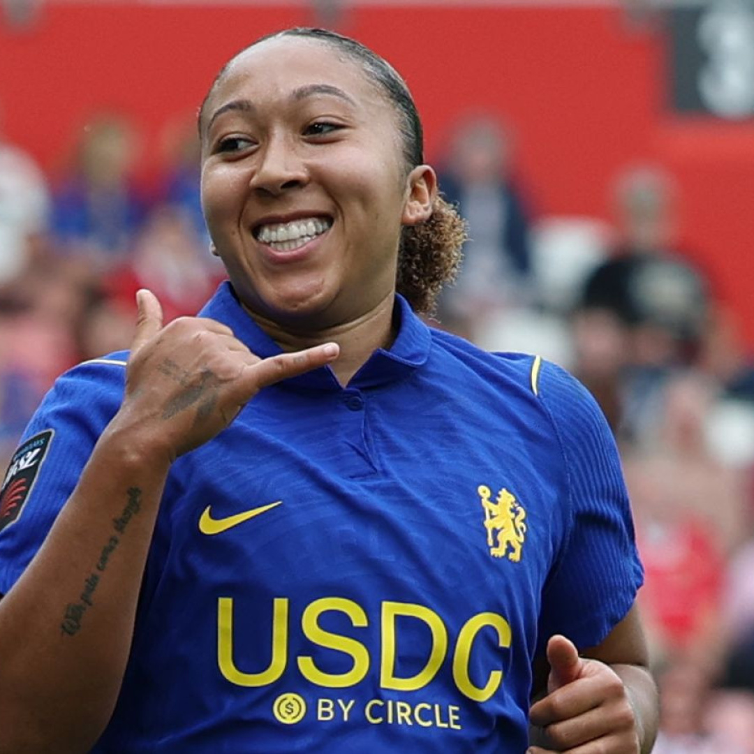 Chelsea's Dominance Shines in 5-0 Victory Over Manchester United
