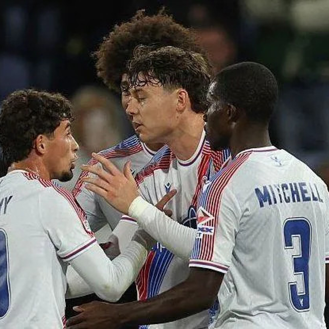 Crystal Palace Dominates Lech Poznan in Europa League Opener