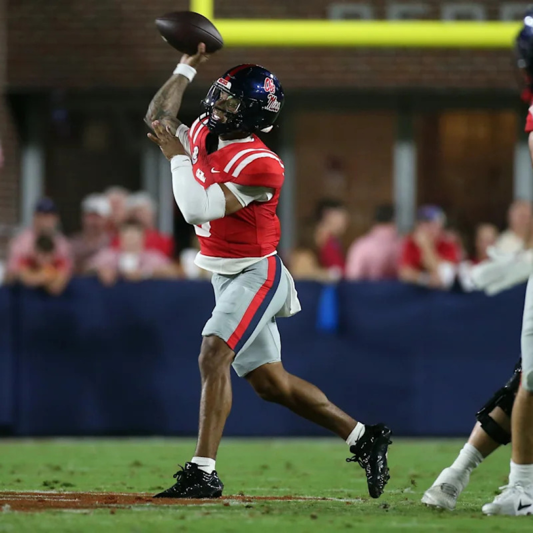 College Football Players Making Waves Ahead of the 2027 NFL Draft
