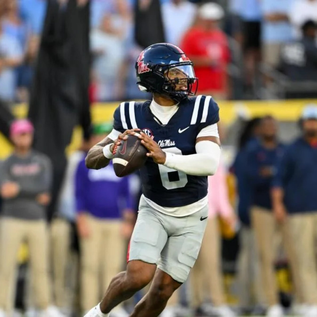 Trinidad Chambliss: A New Hope for Short Quarterbacks in the NFL
