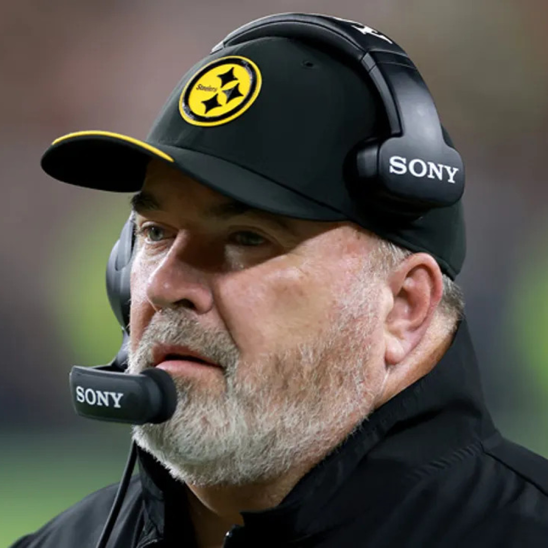 McCarthy Addresses Heated Exchange with Rodgers During Steelers Loss