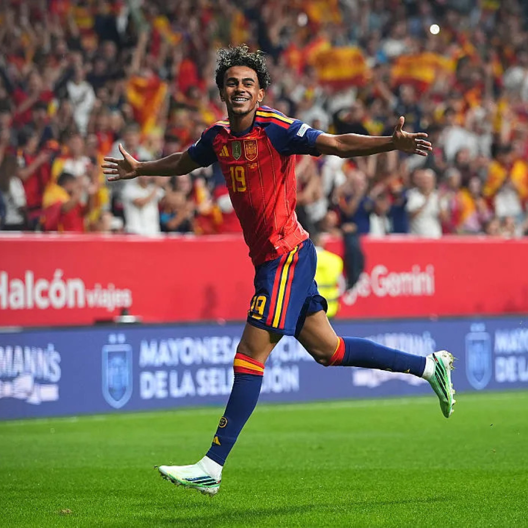 Spain Maintains Perfect Record with 3-1 Win Over Czech Republic