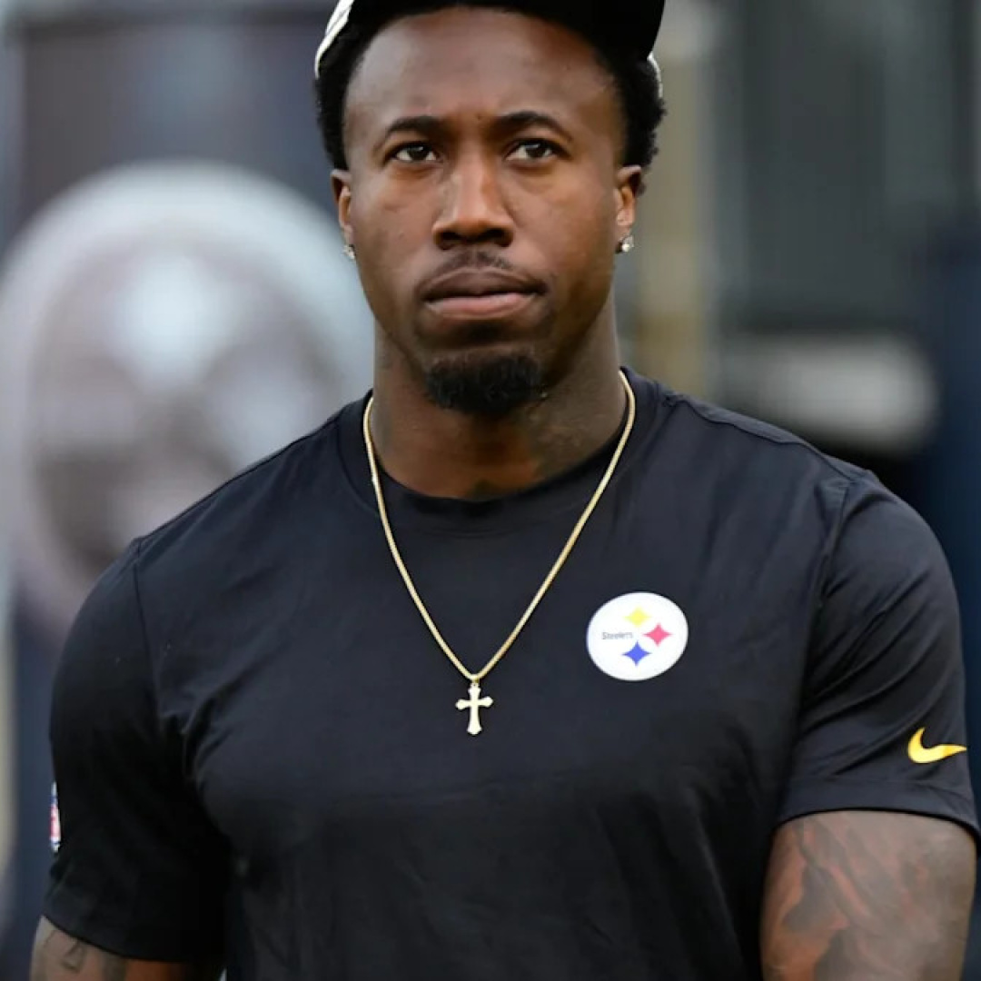 Steelers Face Backlash Over Joey Porter Jr. Trade Decision
