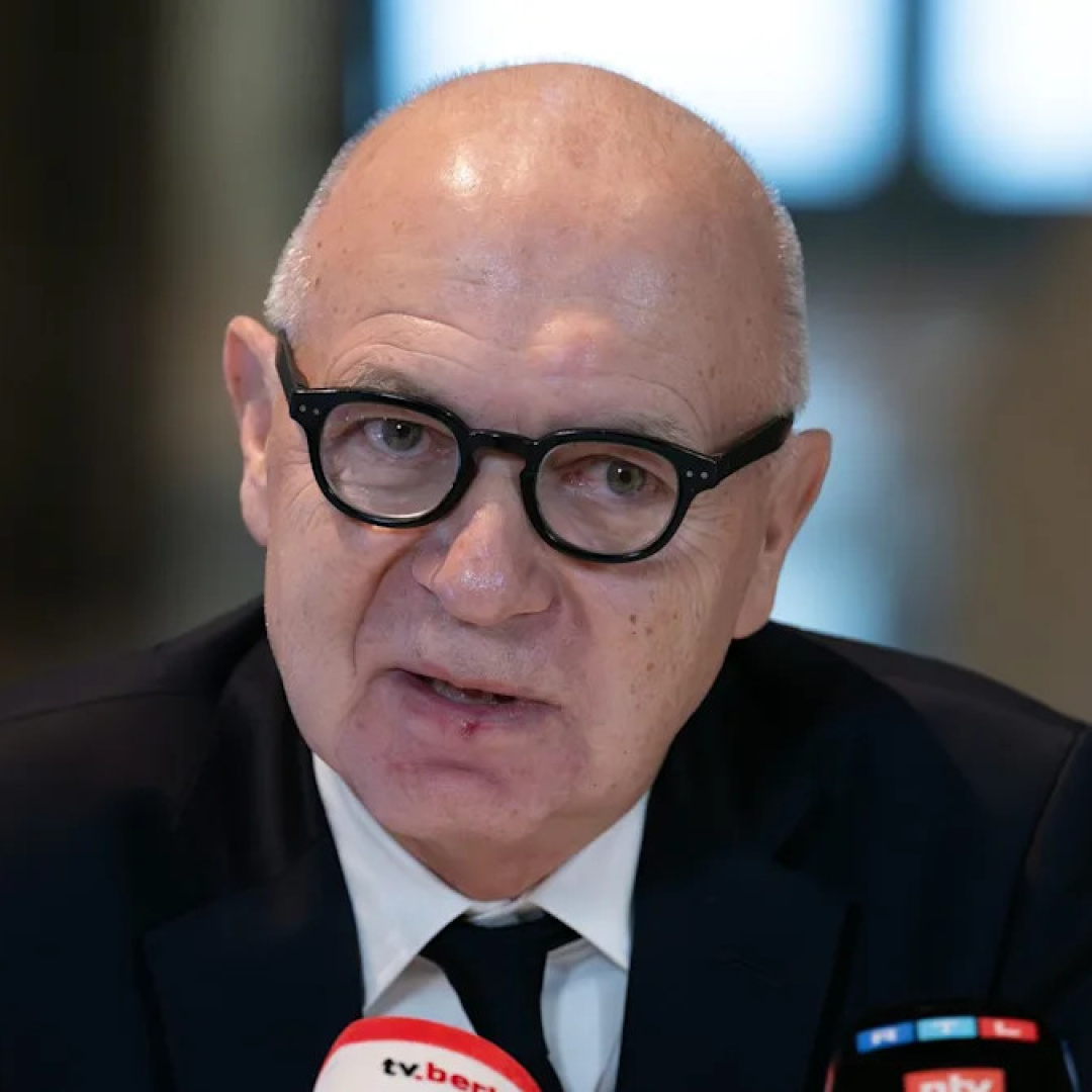 DFB President Neuendorf Demands Infantino's Removal from FIFA