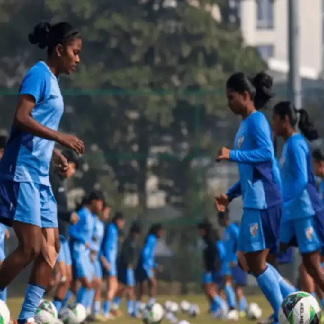 Chettri Calls for Fan Support as Indian Women Face Russia