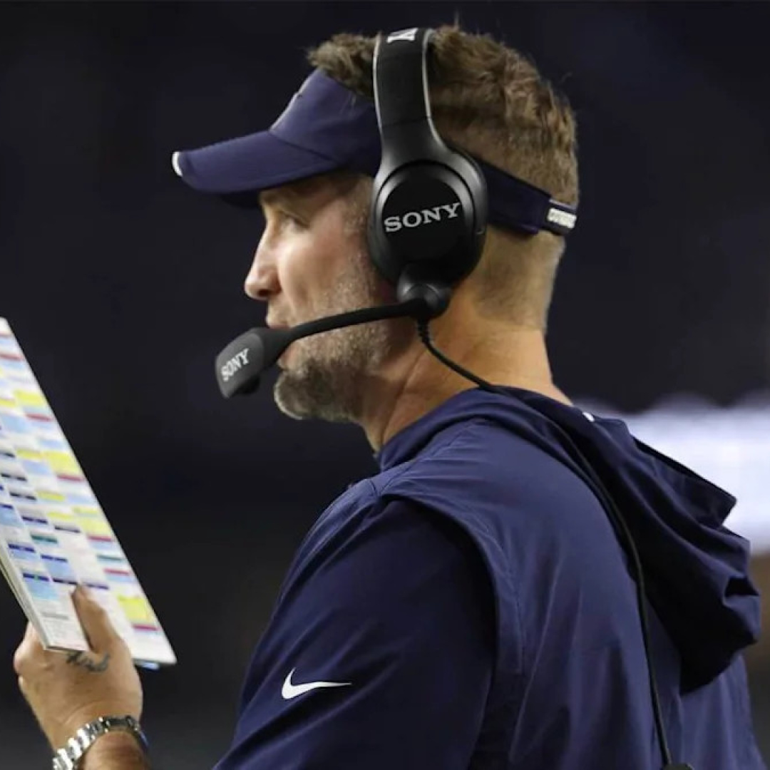 Cowboys' Defense and Mistakes Lead to Upsetting Loss Against Buccaneers