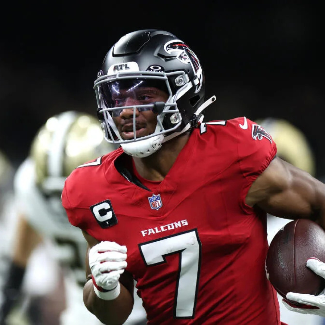 Week 5 NFL Predictions: Packers Upset Bears, Bijan Robinson Makes History