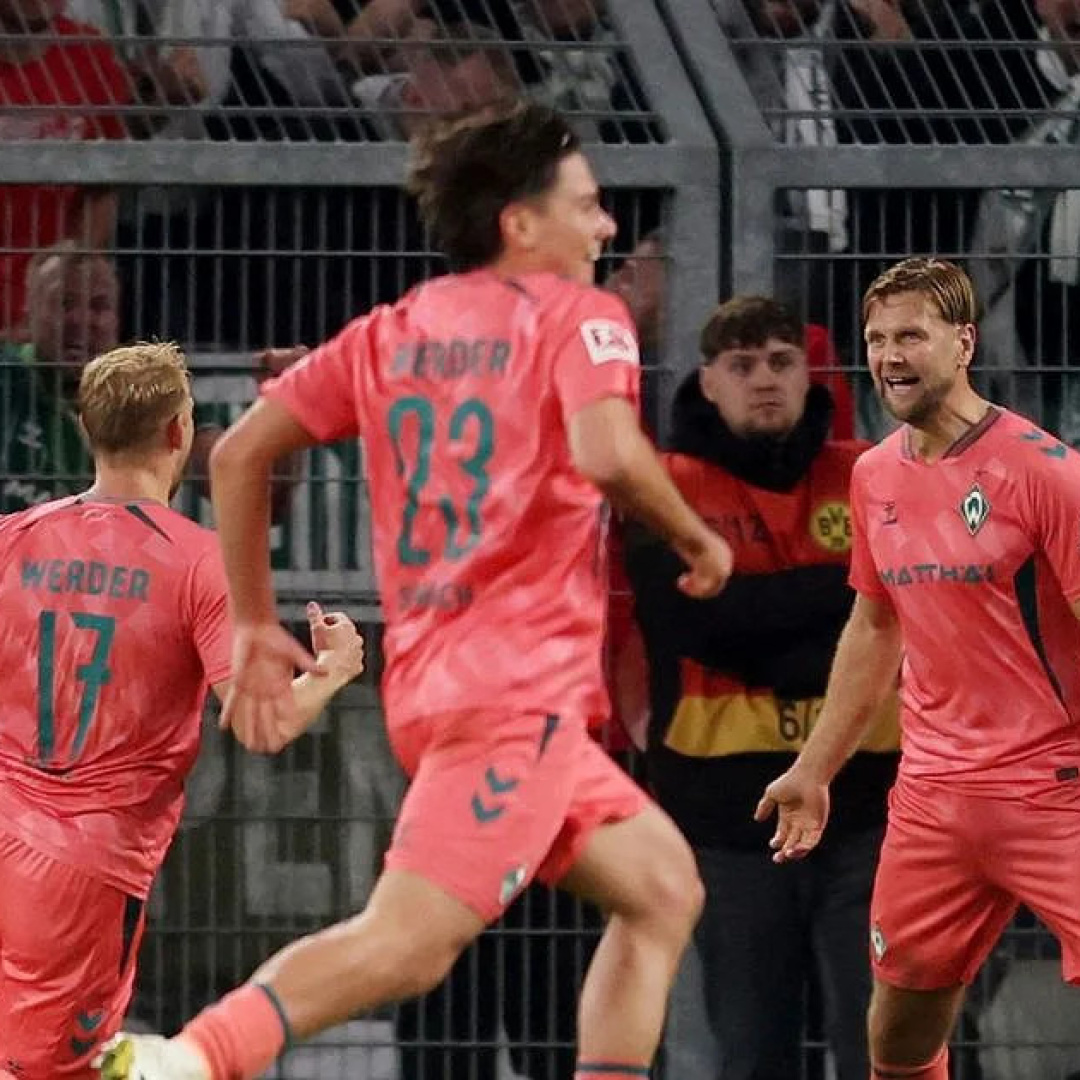 Dortmund's Late Collapse Costs Points, Lens Secures Crucial Win