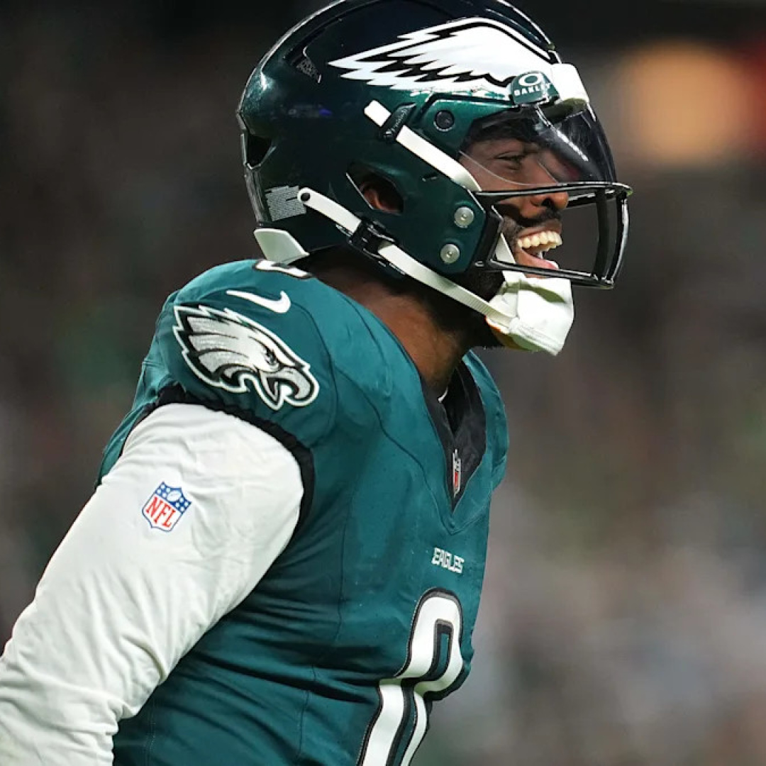 Eagles Eyeing Josh Uche Trade Amid Injury Concerns