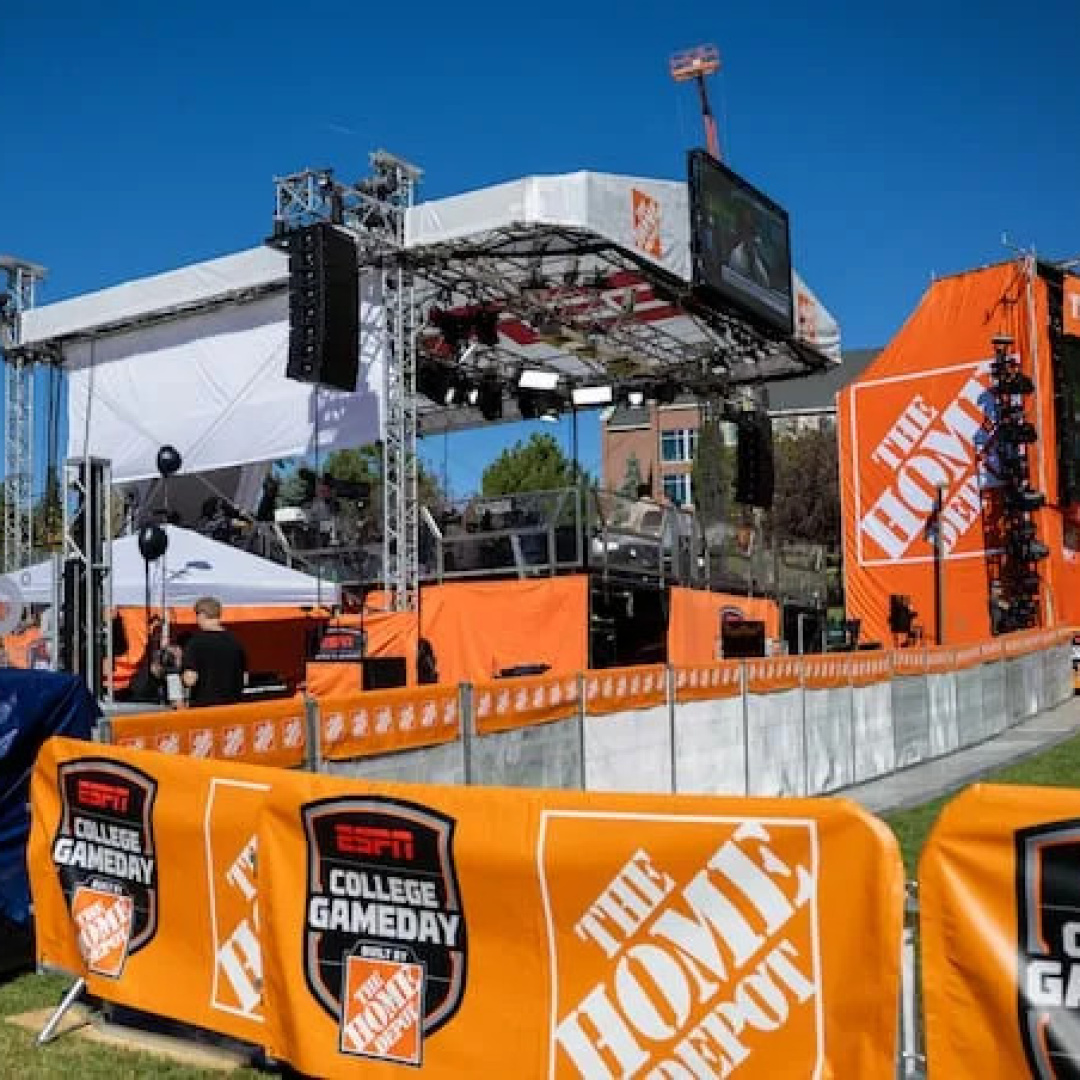 ESPN Analysts Discuss BYU-Notre Dame Showdown Ahead of GameDay