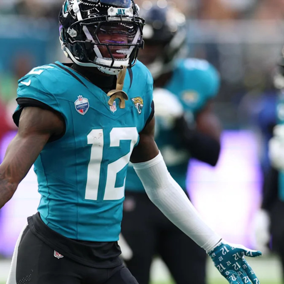 Travis Hunter shines with INT and TD in London game