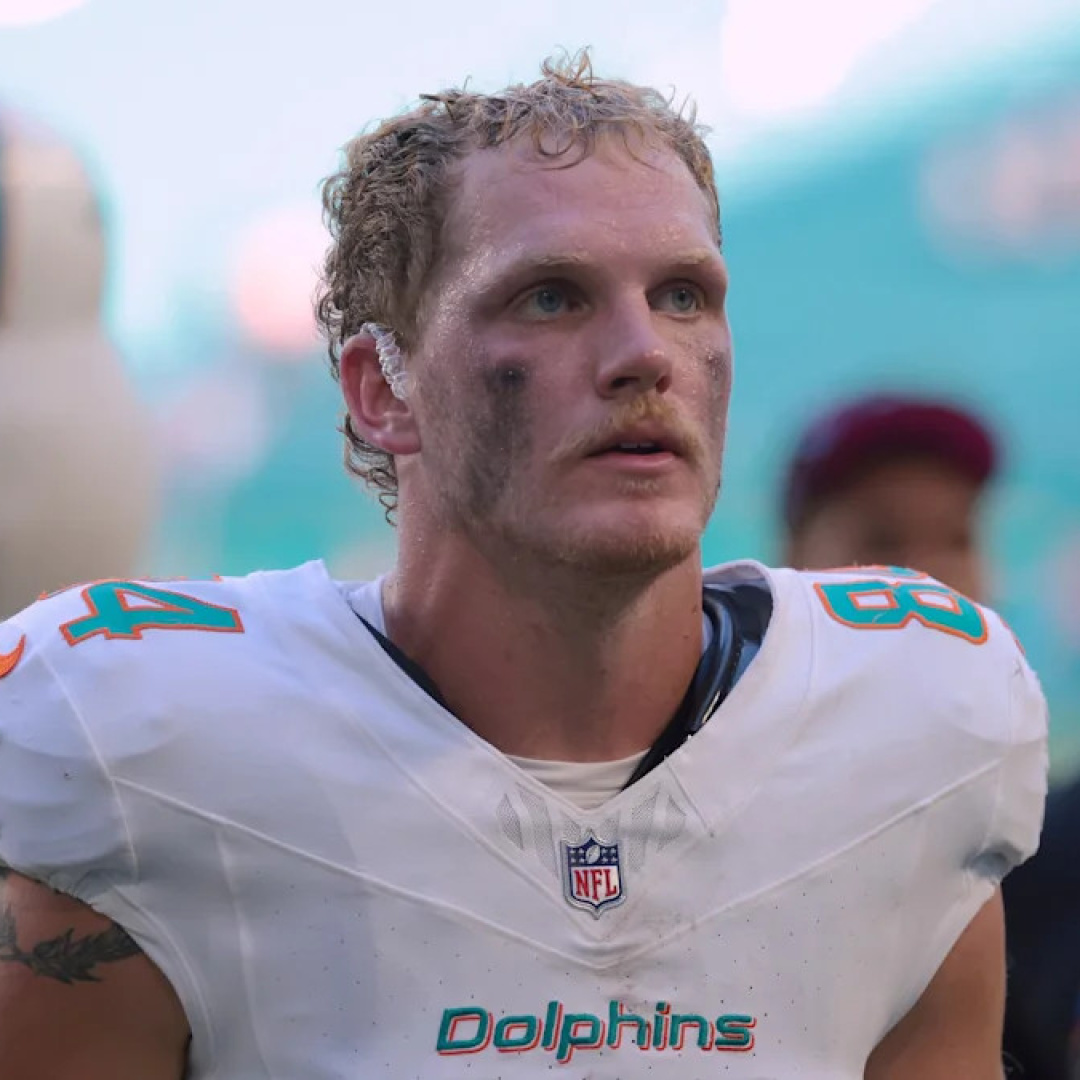Patriots Sign Ryan Miller to Practice Squad After Doubs Injury