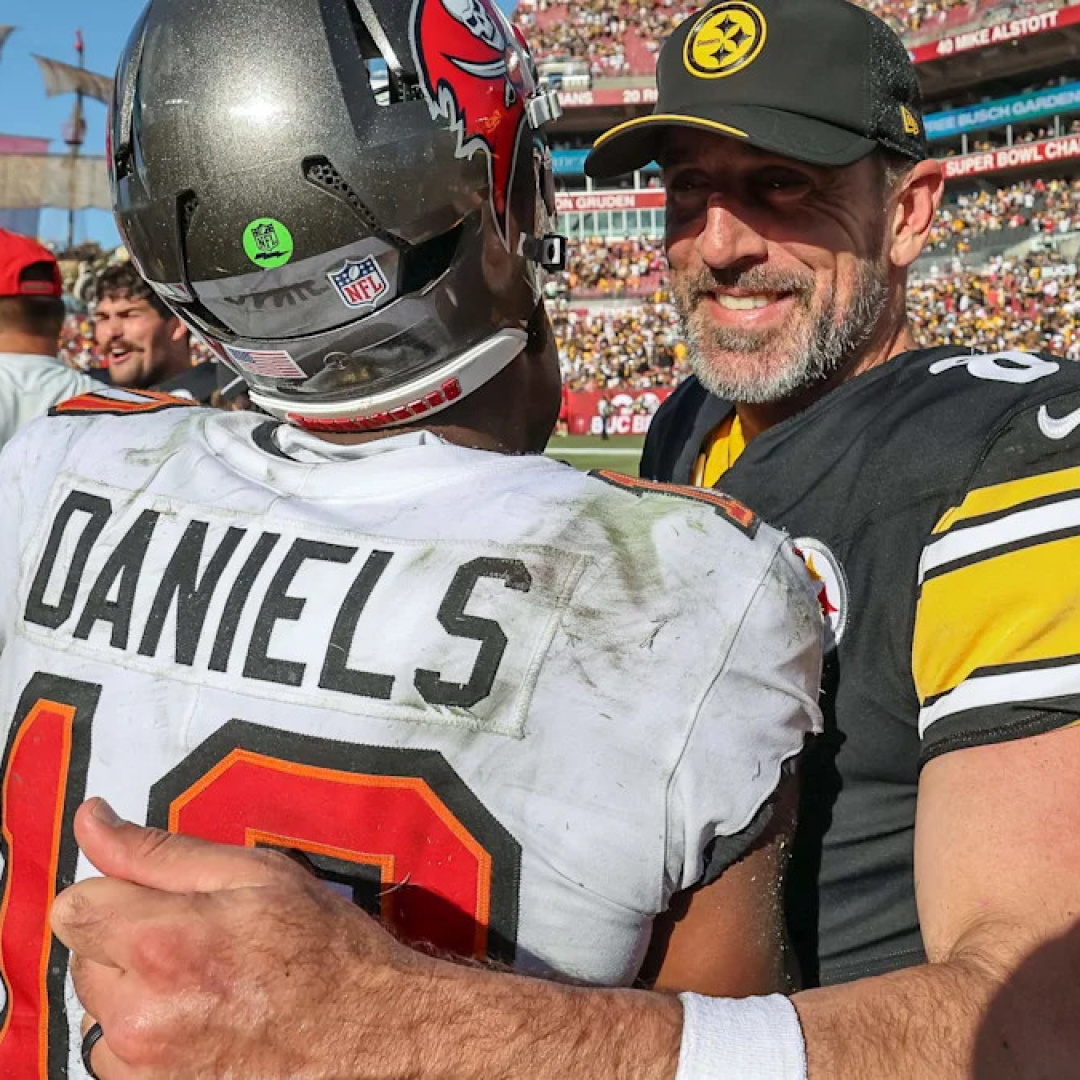 Aaron Rodgers Shares Special Moment with Rookie Jalon Daniels